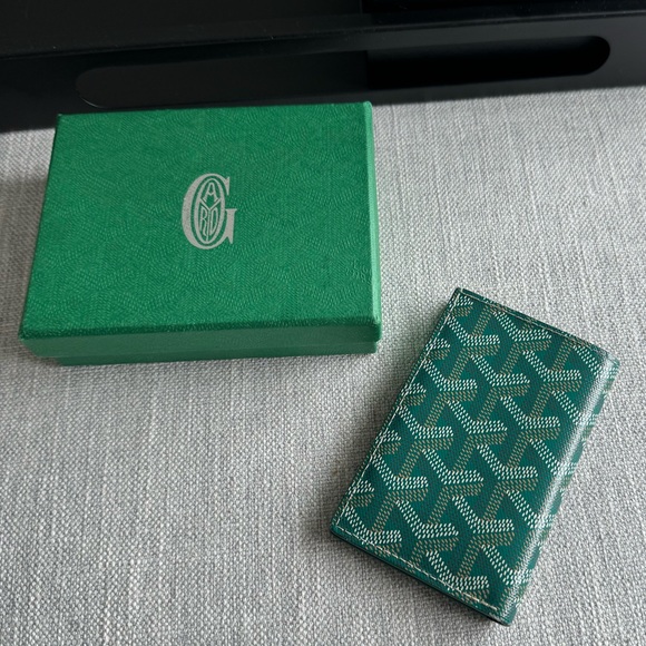GOYARD Saint-Pierre Card Wallet. - Picture 2 of 11
